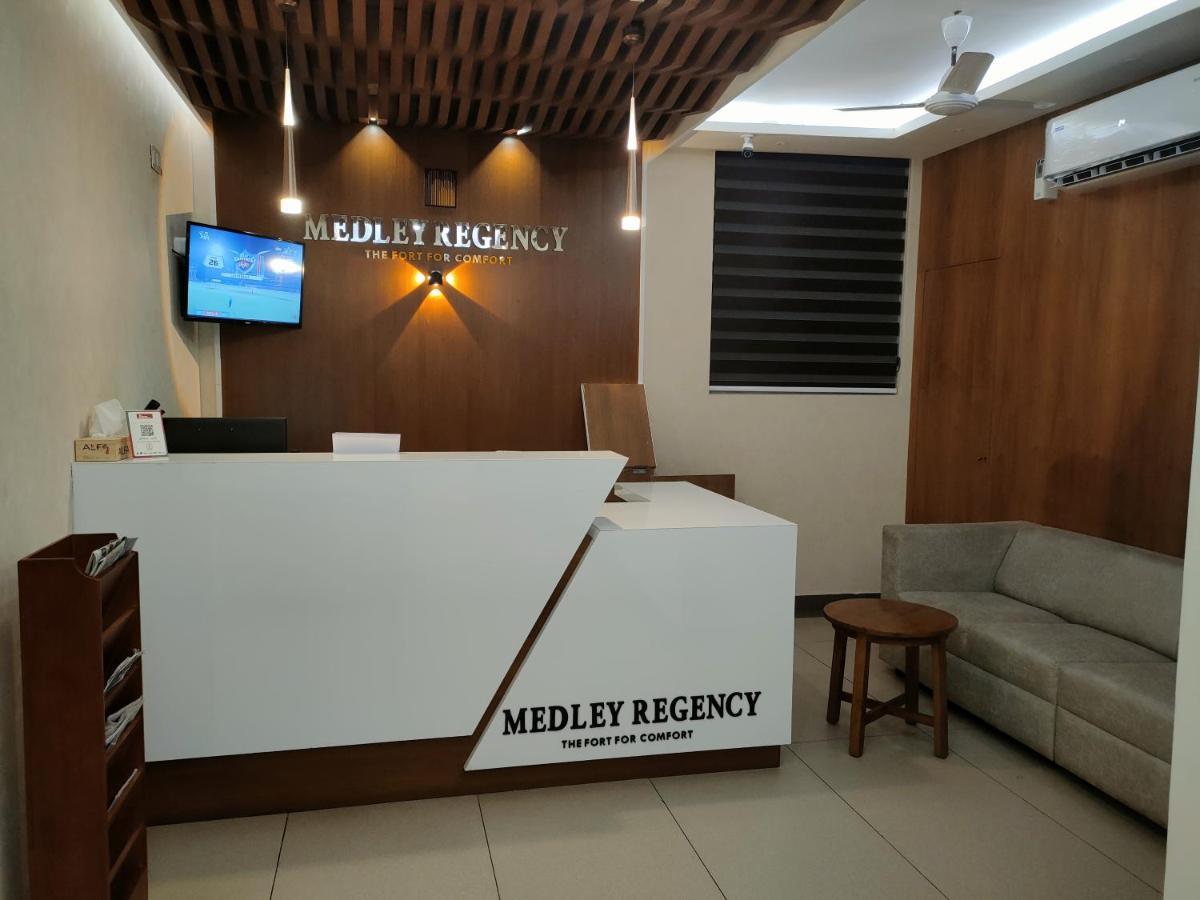 Medley Regency Palakkad Exterior foto