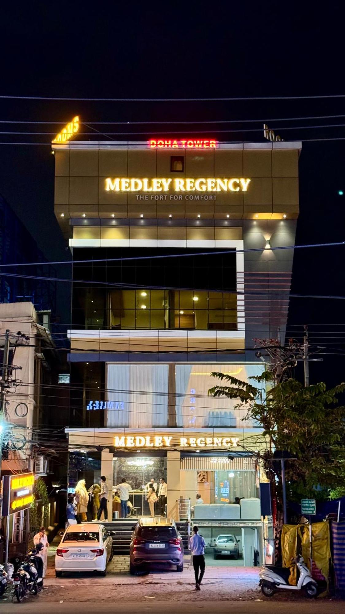 Medley Regency Palakkad Exterior foto